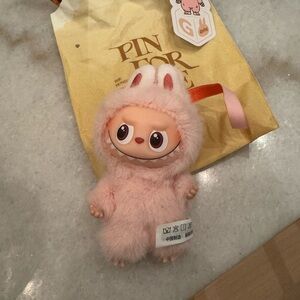 Labubu - Pin for Love G - opened, like new